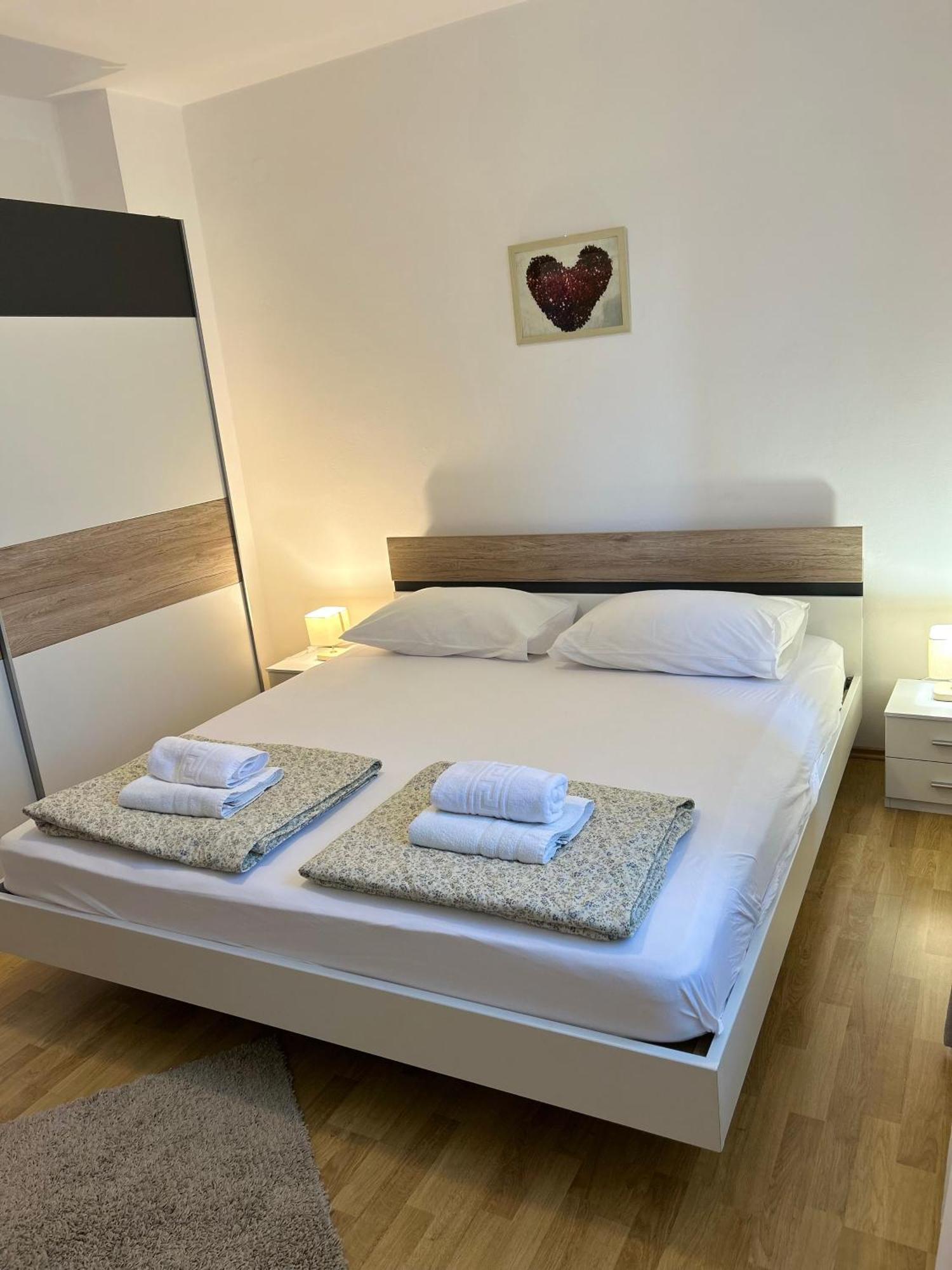 Apartments Marina Sveti Filip i Jakov Zewnętrze zdjęcie